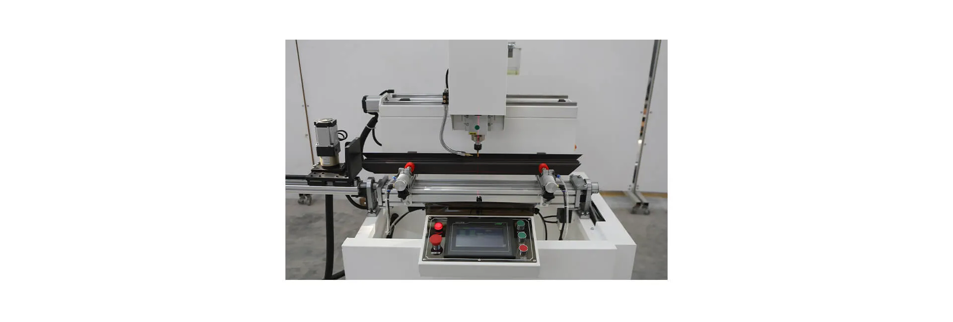 INO ATOM 3+1 AXIS CNC Profile Machining Center